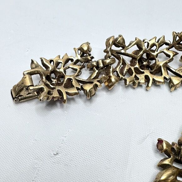 Vintage Set Signed CORO Bracelet 7" & Earrings Antique Gold Tone Rhinestones - Picture 16 of 16